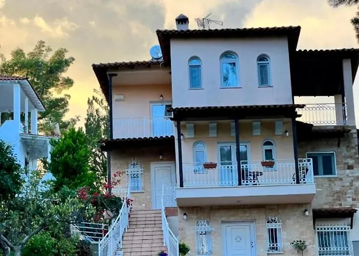 Serenity Apartment In Paliouri